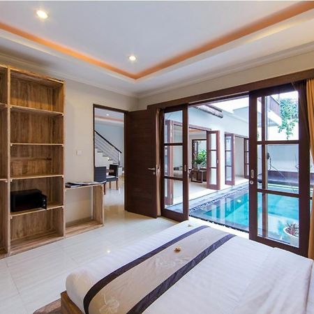 White Lotus Villas Seminyak Dış mekan fotoğraf