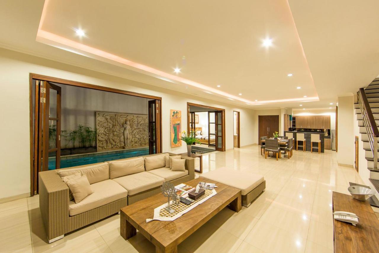White Lotus Villas Seminyak Dış mekan fotoğraf