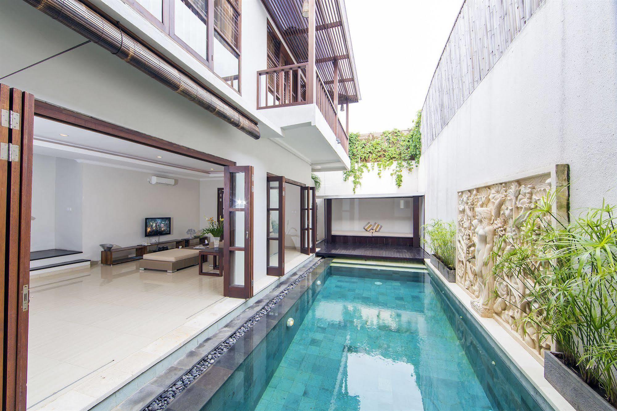 White Lotus Villas Seminyak Dış mekan fotoğraf