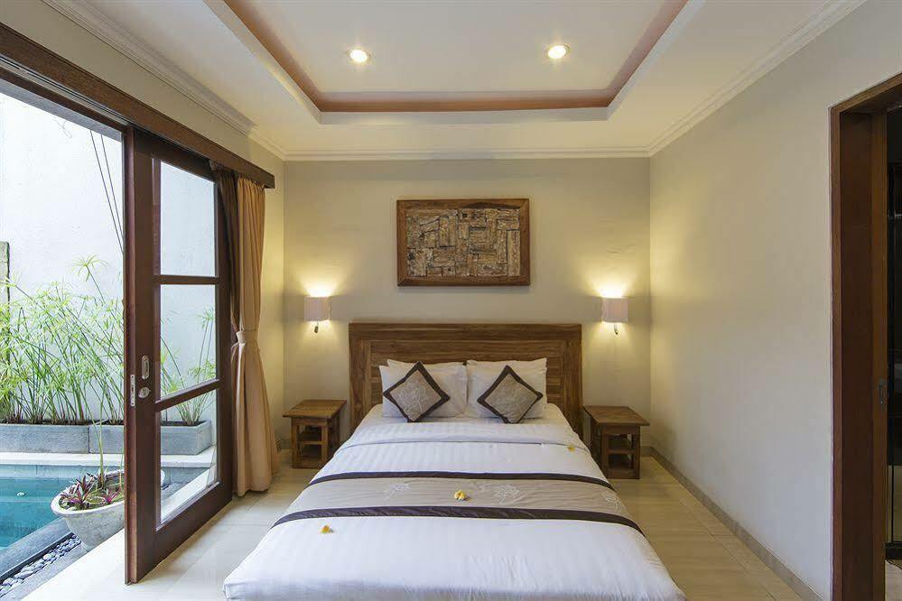 White Lotus Villas Seminyak Dış mekan fotoğraf