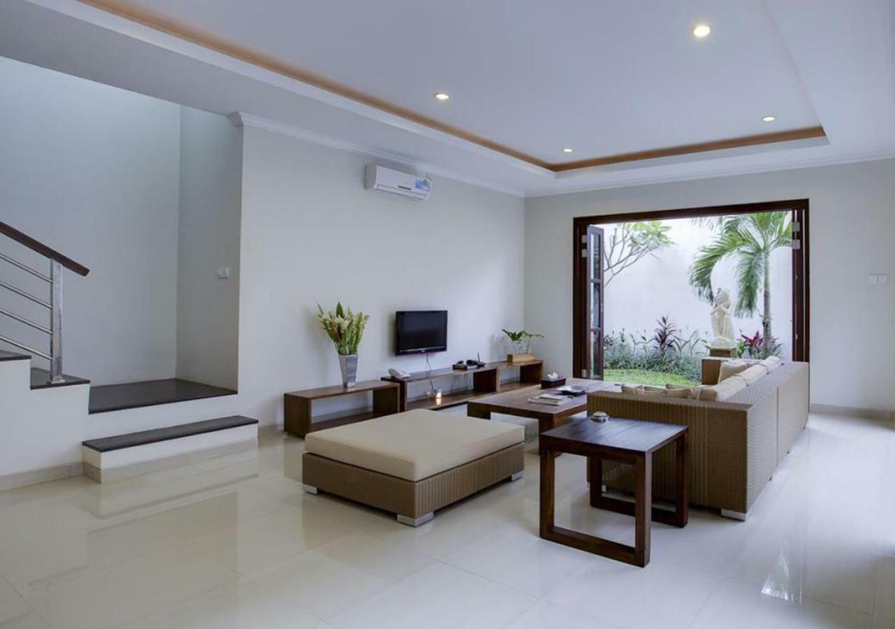 White Lotus Villas Seminyak Dış mekan fotoğraf
